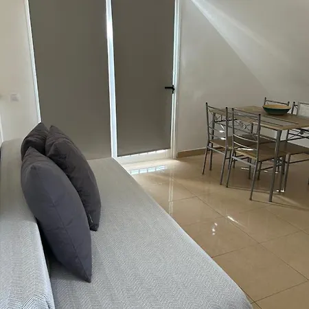 Apartamento Caleta Alto